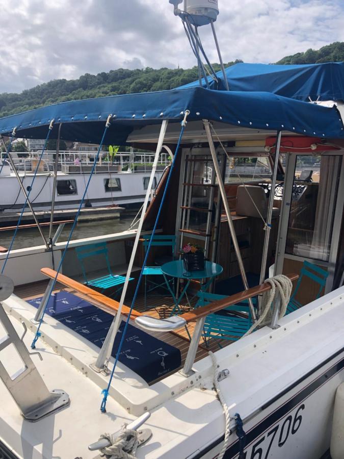 Bateau  Tsilaosa Au Coeur De Namur Hotel Екстериор снимка